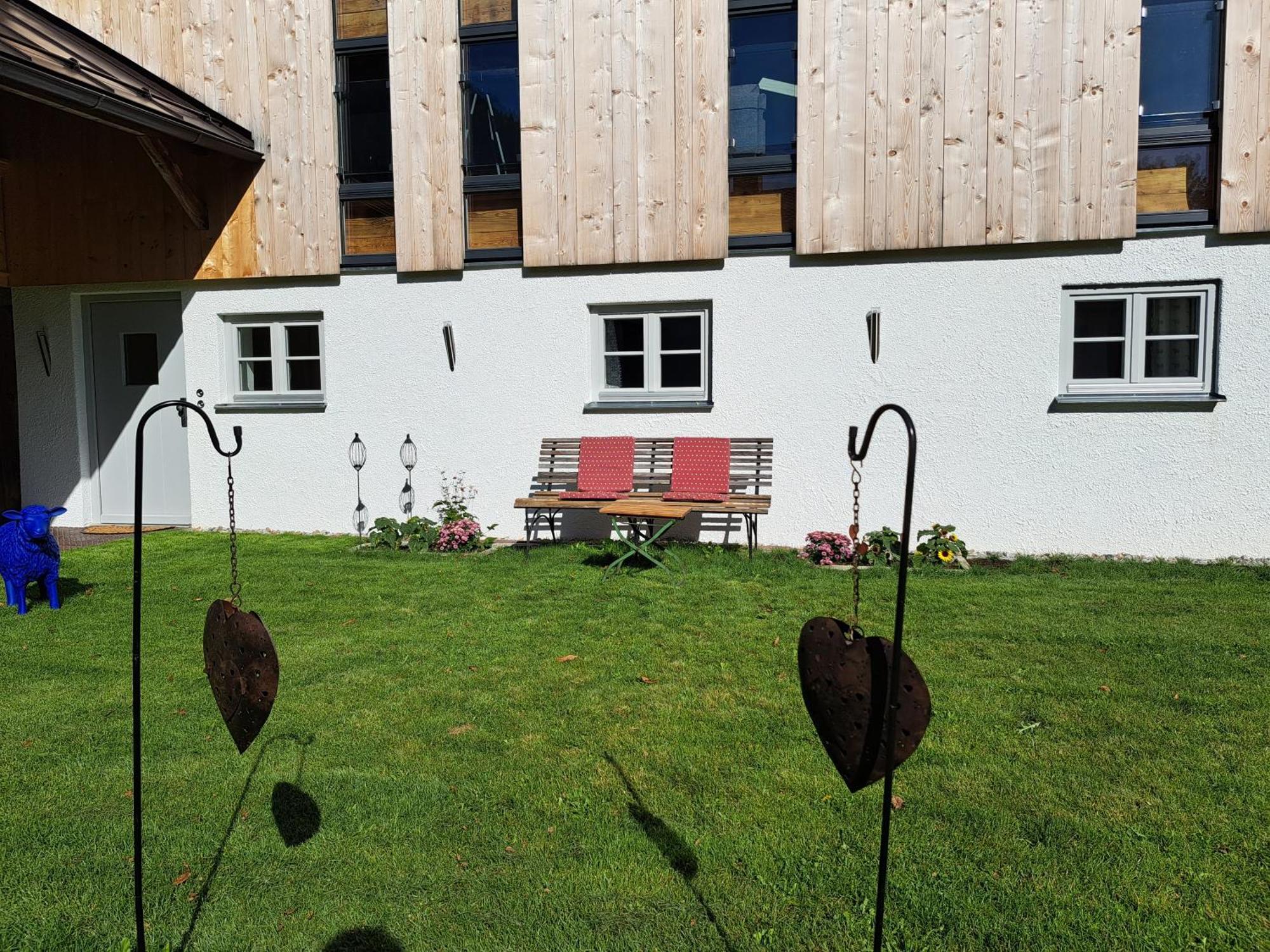 Neu! Ferienwohnungen Im Lueftlmalereck, Hennalahaus Oberammergau Kültér fotó