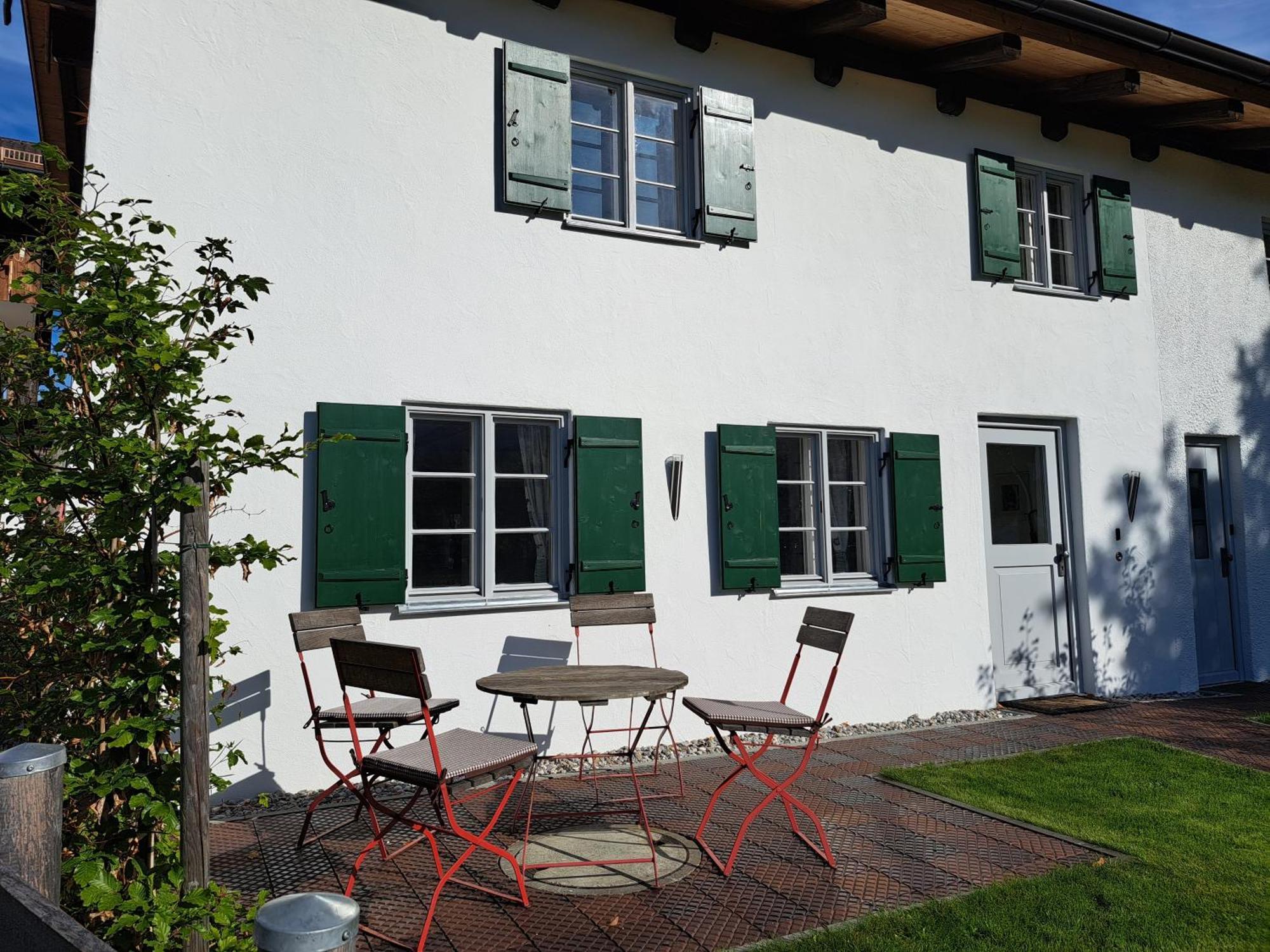 Neu! Ferienwohnungen Im Lueftlmalereck, Hennalahaus Oberammergau Kültér fotó