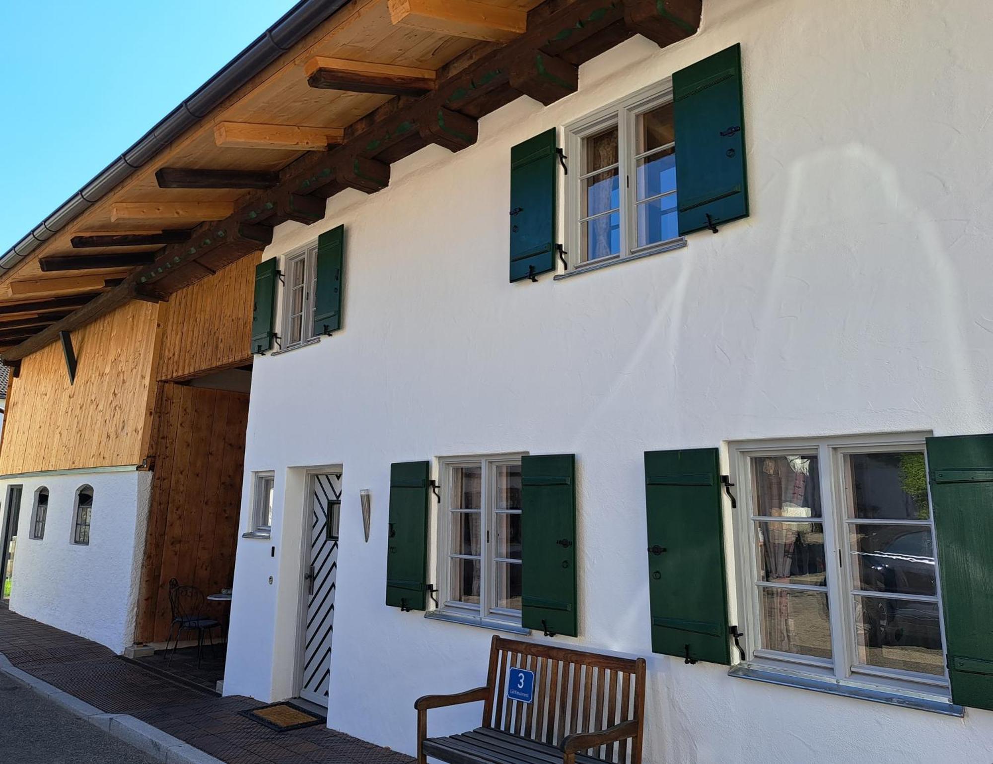 Neu! Ferienwohnungen Im Lueftlmalereck, Hennalahaus Oberammergau Kültér fotó