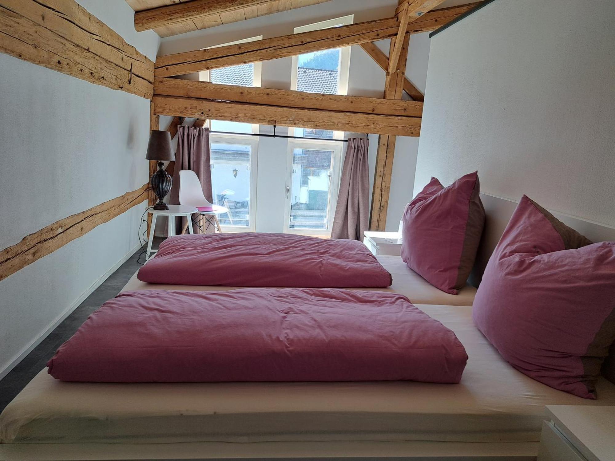 Neu! Ferienwohnungen Im Lueftlmalereck, Hennalahaus Oberammergau Kültér fotó